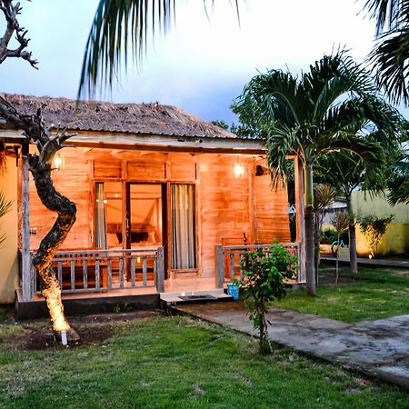 Alwi Villa Quần đảo Gili Ngoại thất bức ảnh